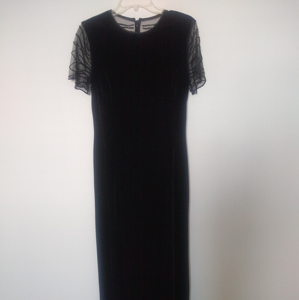 Donna Morgan black velvet beaded maxi column dress
